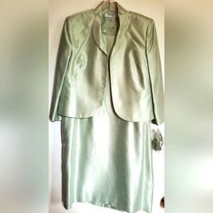 Kasper Suit Studio Women's Mint Green Jacket Dress With Attachable Flower